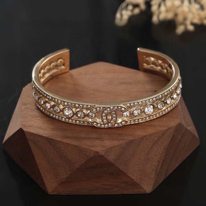 Ch**el bracelets